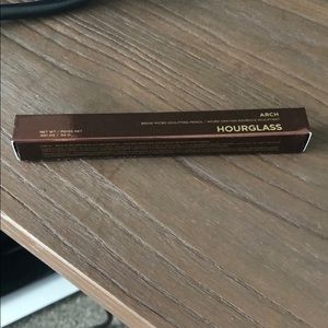 Hourglass Eyebrow Pencil